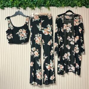 Fashion Nova Floral Lounge Set - Crop Top, Flared Pants & Long Kimono Size L